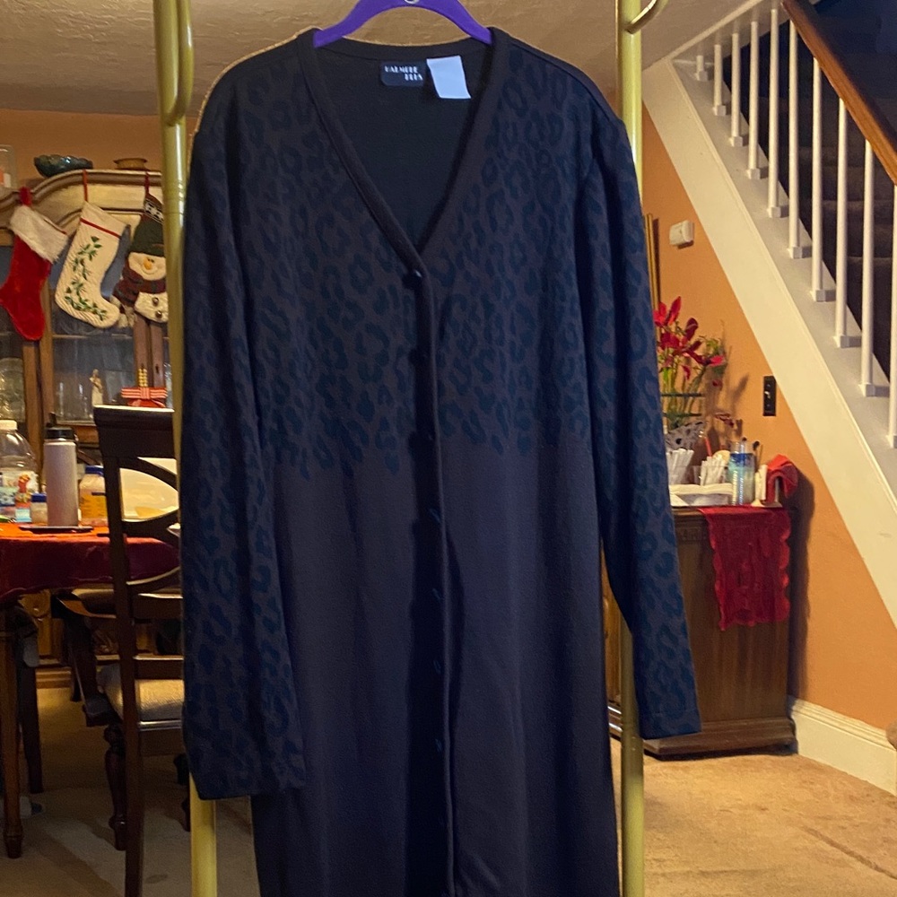 Halmode plus brown Long sweater dress with Leopard Pattern